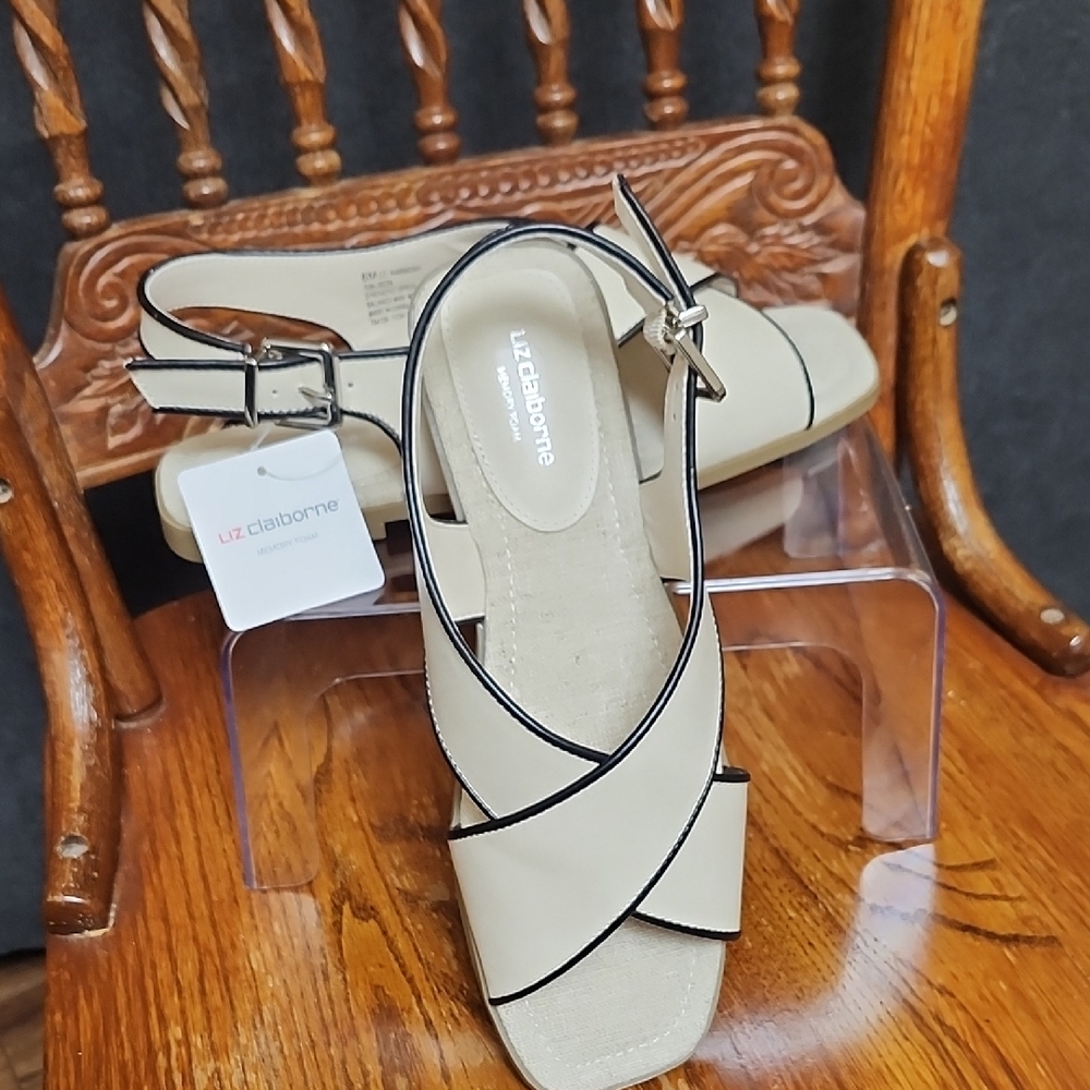 Liz Claiborne Women's Cream Sandals